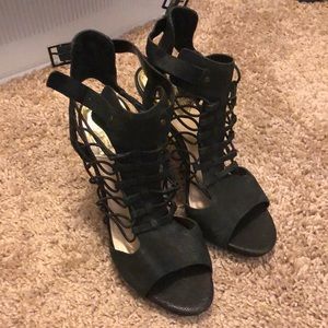 Vince Camuto black leather woven heels